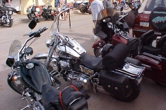 MVC-004S
